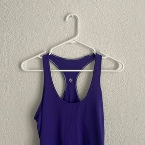 lululemon tank!